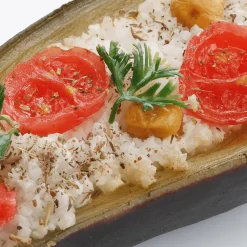 Alimento Falso De Berenjena Rellena Por La Mitad 15 Cm