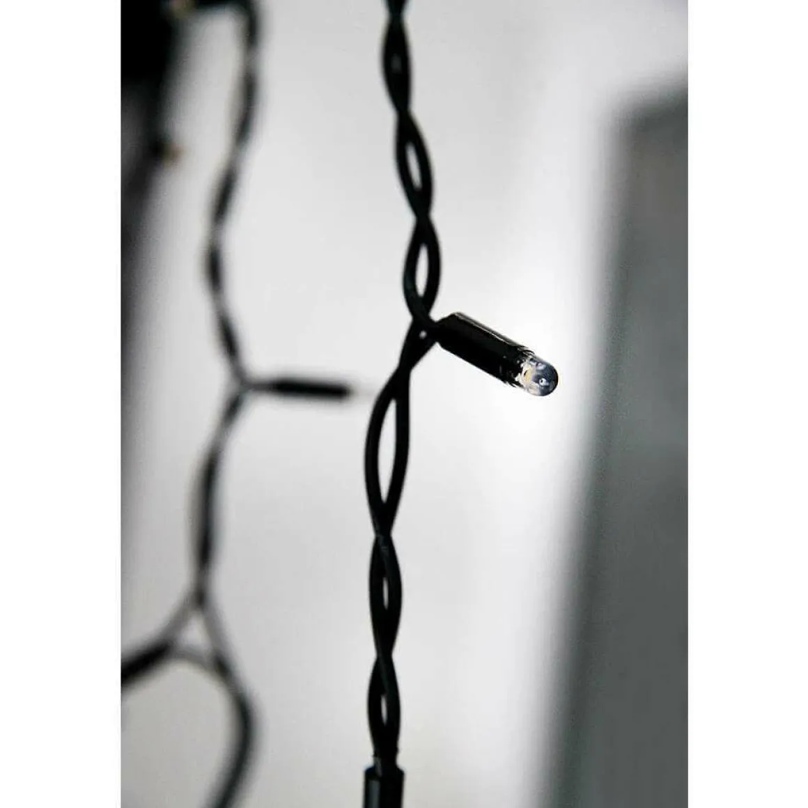 Luz Icicle Light LED Para Uso Profesional Sistema IP44, 114 LED, 300 X 50 Cm, Sin Cable